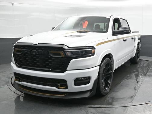 Bright White Clearcoat 2026 RAM 1500 Big Horn/Lone Star
