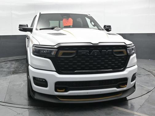 Bright White Clearcoat 2026 RAM 1500 Big Horn/Lone Star