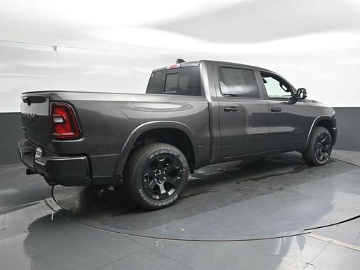Granite Crystal Clearcoat Metallic 2026 RAM 1500 Big Horn/Lone Star