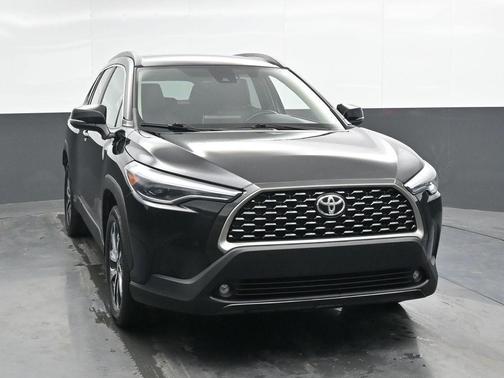 2022 Toyota Corolla Cross XLE