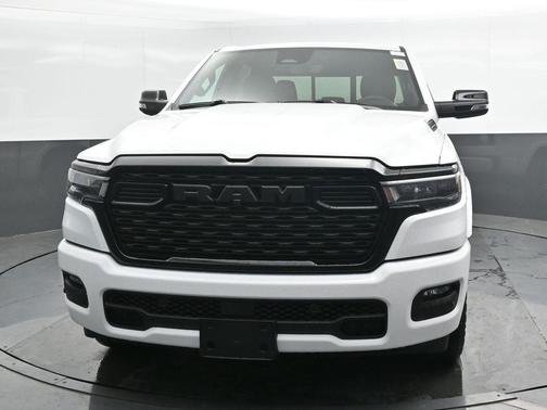 Bright White Clearcoat 2026 RAM 1500 Big Horn/Lone Star