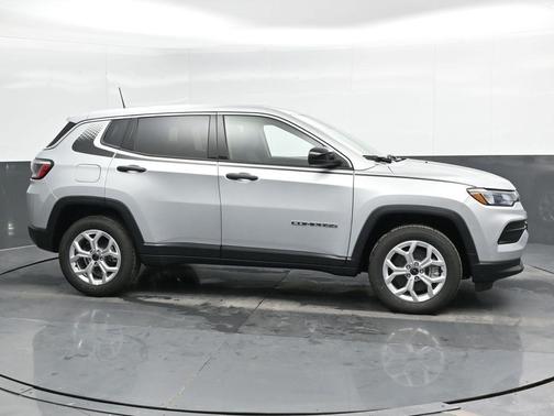 2025 Jeep Compass Sport