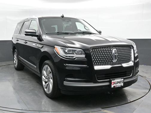 2024 Lincoln Navigator Premiere