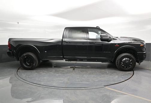 2025 RAM 3500 Limited