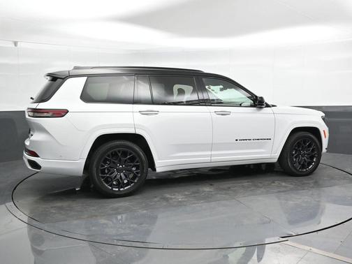 2023 Jeep Grand Cherokee L Summit