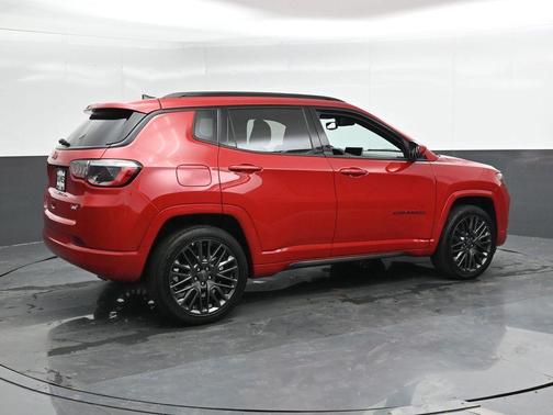 2023 Jeep Compass (RED) Edition
