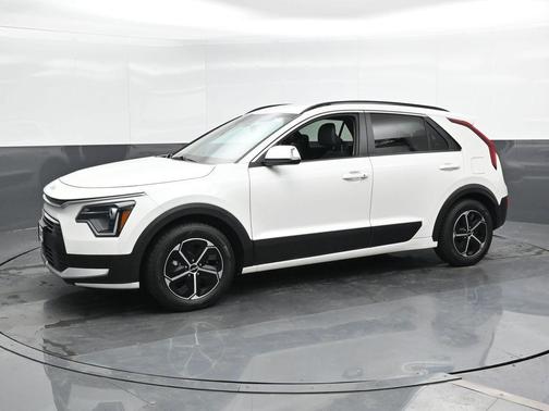 2023 Kia Niro EX