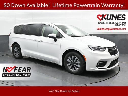2023 Chrysler Pacifica Hybrid Touring L