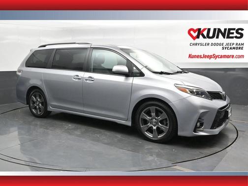 2018 Toyota Sienna SE