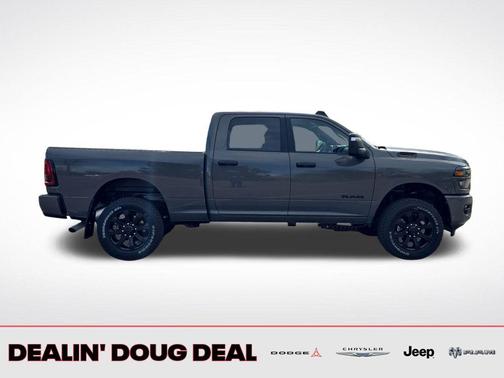 Ceramic Gray Clearcoat 2026 RAM 2500 Big Horn Crew Cab 4x4 6'4' Box