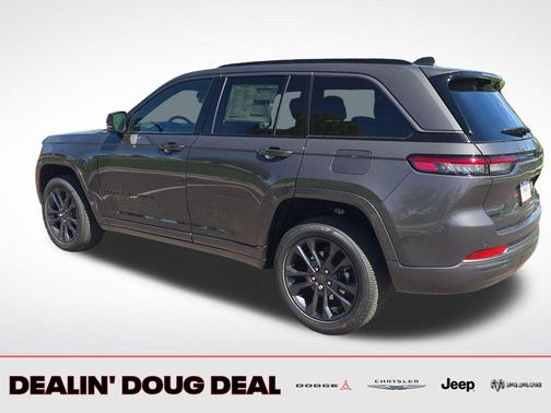 Baltic Gray Metallic Clearcoat 2026 Jeep Grand Cherokee Limited