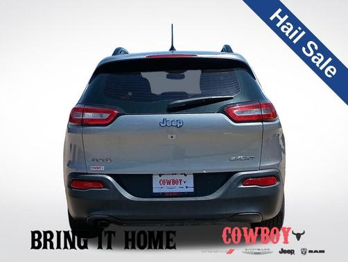 2016 Jeep Cherokee Sport