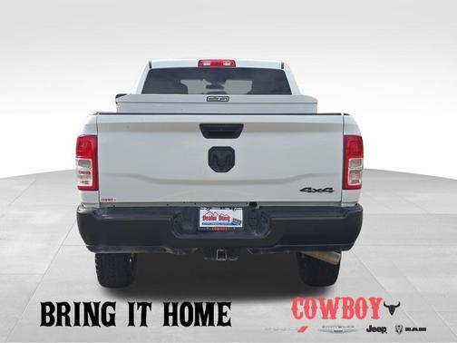 2023 RAM 2500 Tradesman Crew Cab 4x4 6'4' Box