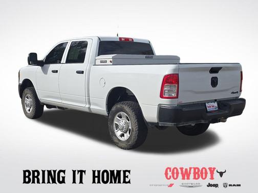 2023 RAM 2500 Tradesman Crew Cab 4x4 6'4' Box