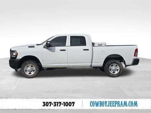 2023 RAM 2500 Tradesman Crew Cab 4x4 6'4' Box