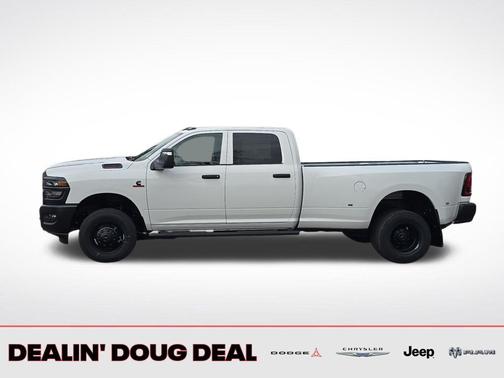 2026 RAM 3500 Tradesman Crew Cab 4x4 8' Box