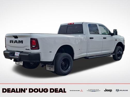 2026 RAM 3500 Tradesman Crew Cab 4x4 8' Box