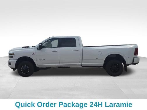 2025 RAM 3500 Laramie Crew Cab 4x4 8' Box