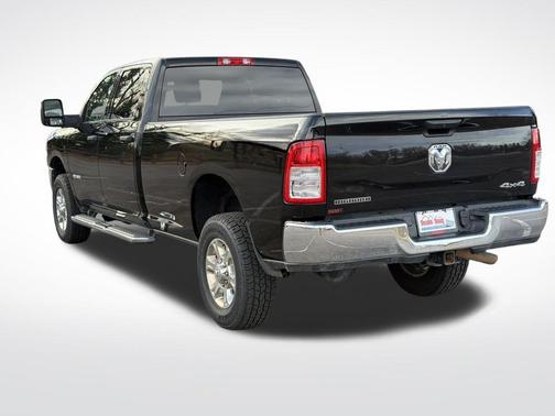 2024 RAM 2500 Big Horn Crew Cab 4x4 8' Box