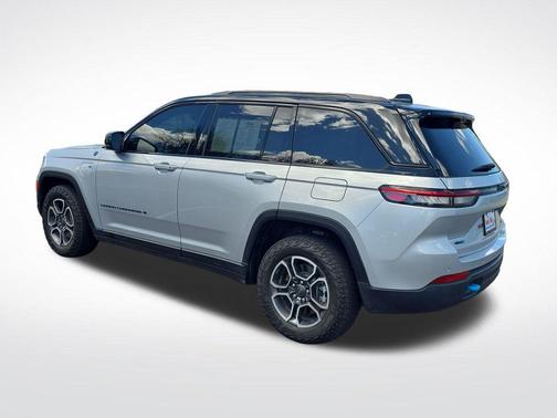 Silver Zynith 2023 Jeep Grand Cherokee 4xe Trailhawk