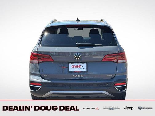 Gray 2022 Volkswagen Taos 1.5T SE