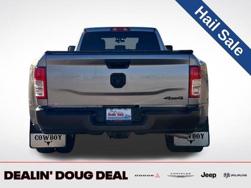 2024 RAM 3500 Tradesman Crew Cab 4x4 8' Box