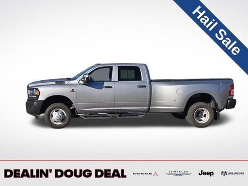 2024 RAM 3500 Tradesman Crew Cab 4x4 8' Box