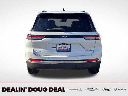 2023 Jeep Grand Cherokee Laredo