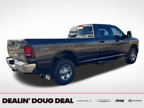 2026 RAM 3500 Tradesman Crew Cab 4x4 8' Box