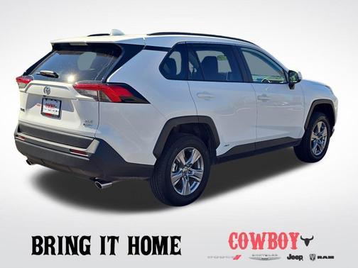 2025 Toyota RAV4 Hybrid XLE