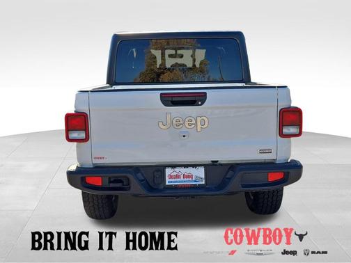 2023 Jeep Gladiator Overland