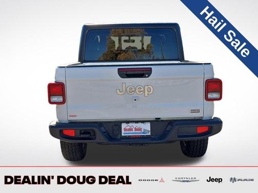 2023 Jeep Gladiator Overland