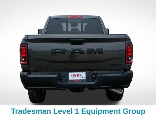 2025 RAM 2500 Tradesman Crew Cab 4x4 6'4' Box
