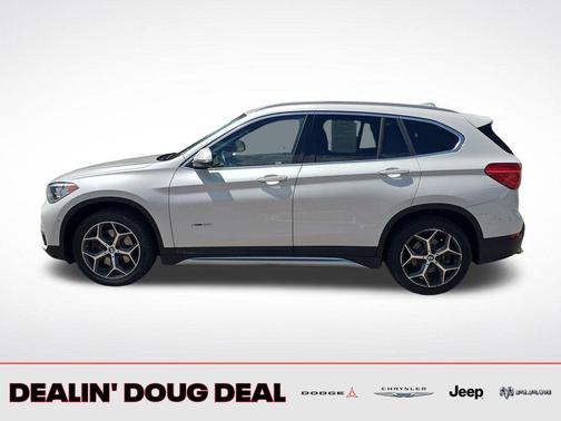 White Metallic 2018 BMW X1 xDrive28i