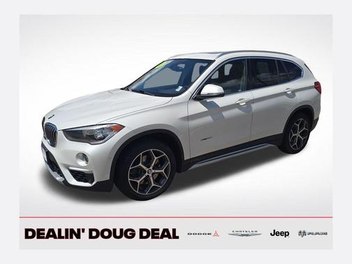 White Metallic 2018 BMW X1 xDrive28i