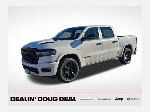 Ivory White Tri-Coat Pearlcoat 2026 RAM 1500 Laramie