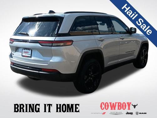 2023 Jeep Grand Cherokee Altitude