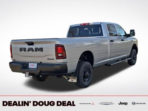 2026 RAM 2500 Tradesman Crew Cab 4x4 8' Box