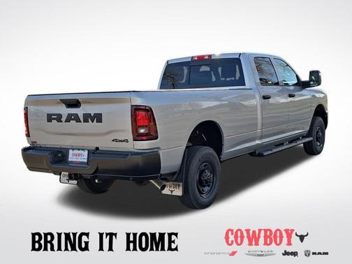 2026 RAM 2500 Tradesman Crew Cab 4x4 8' Box