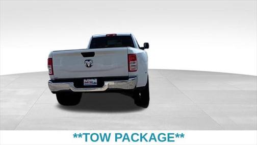 2024 RAM 3500 Big Horn Crew Cab 4x4 8' Box