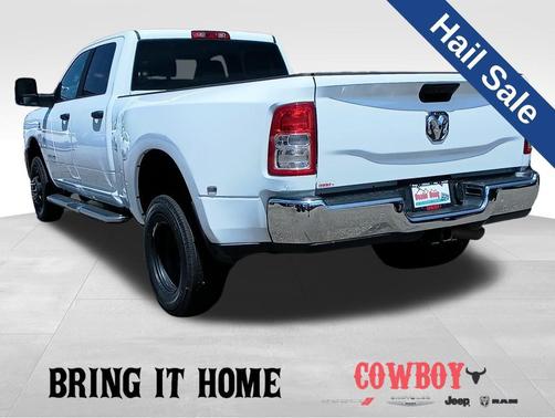 2024 RAM 3500 Big Horn Crew Cab 4x4 8' Box