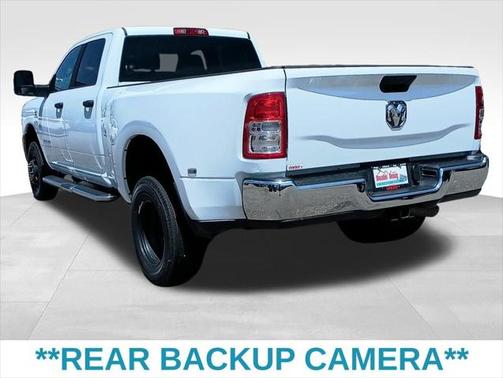 2024 RAM 3500 Big Horn Crew Cab 4x4 8' Box