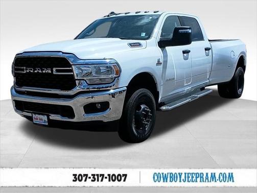 2024 RAM 3500 Big Horn Crew Cab 4x4 8' Box