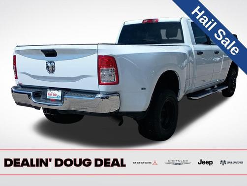 2024 RAM 3500 Big Horn Crew Cab 4x4 8' Box