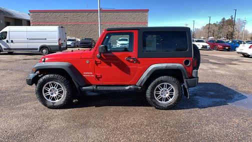 Photo 5 of 31 of 2012 Jeep Wrangler Sport