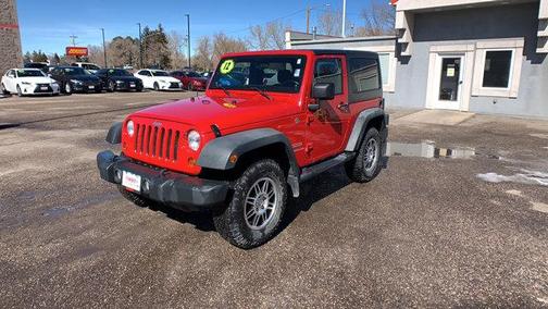 Photo 4 of 31 of 2012 Jeep Wrangler Sport