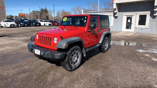 Photo 2 of 31 of 2012 Jeep Wrangler Sport