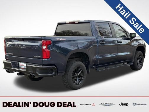 2022 Chevrolet Silverado 1500 Custom Trail Boss
