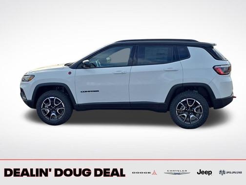 Bright White Clearcoat 2026 Jeep Compass Trailhawk