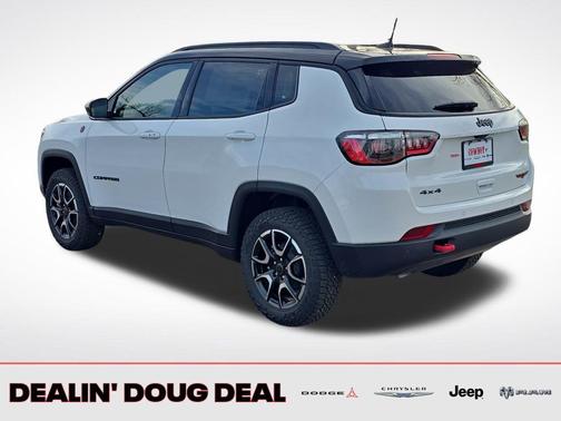 Bright White Clearcoat 2026 Jeep Compass Trailhawk